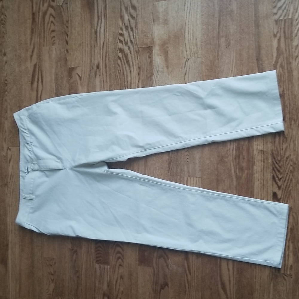 (14) Mountain Equipment Company (MEC) Women's Organic Cotton Blend Pant